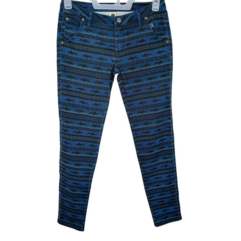 Maui and Sons Women's Blue Black Denim Shark Tribal‎ Print Jeans Size Small